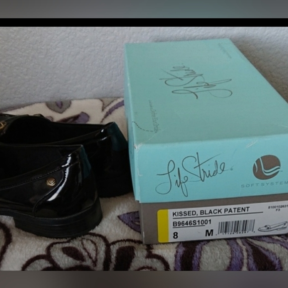 Life stride black patent loafers - Picture 2 of 3